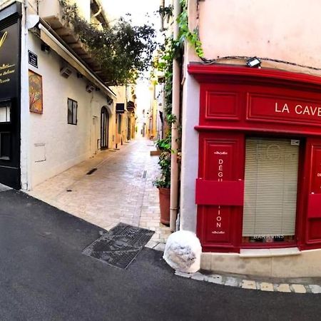 Beautifully Bright Apartment In Old Town Saint-Tropez Ngoại thất bức ảnh