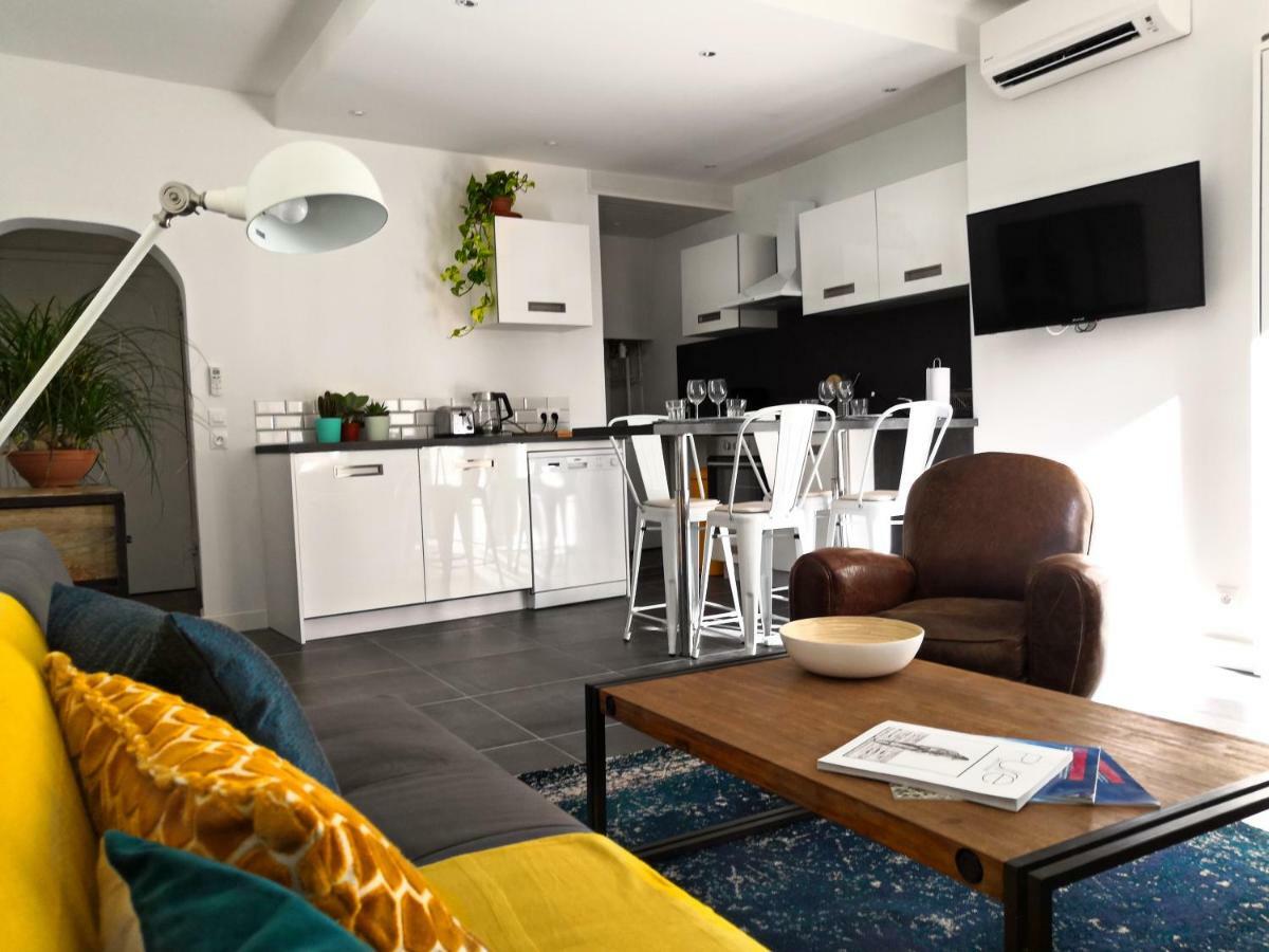 Beautifully Bright Apartment In Old Town Saint-Tropez Ngoại thất bức ảnh